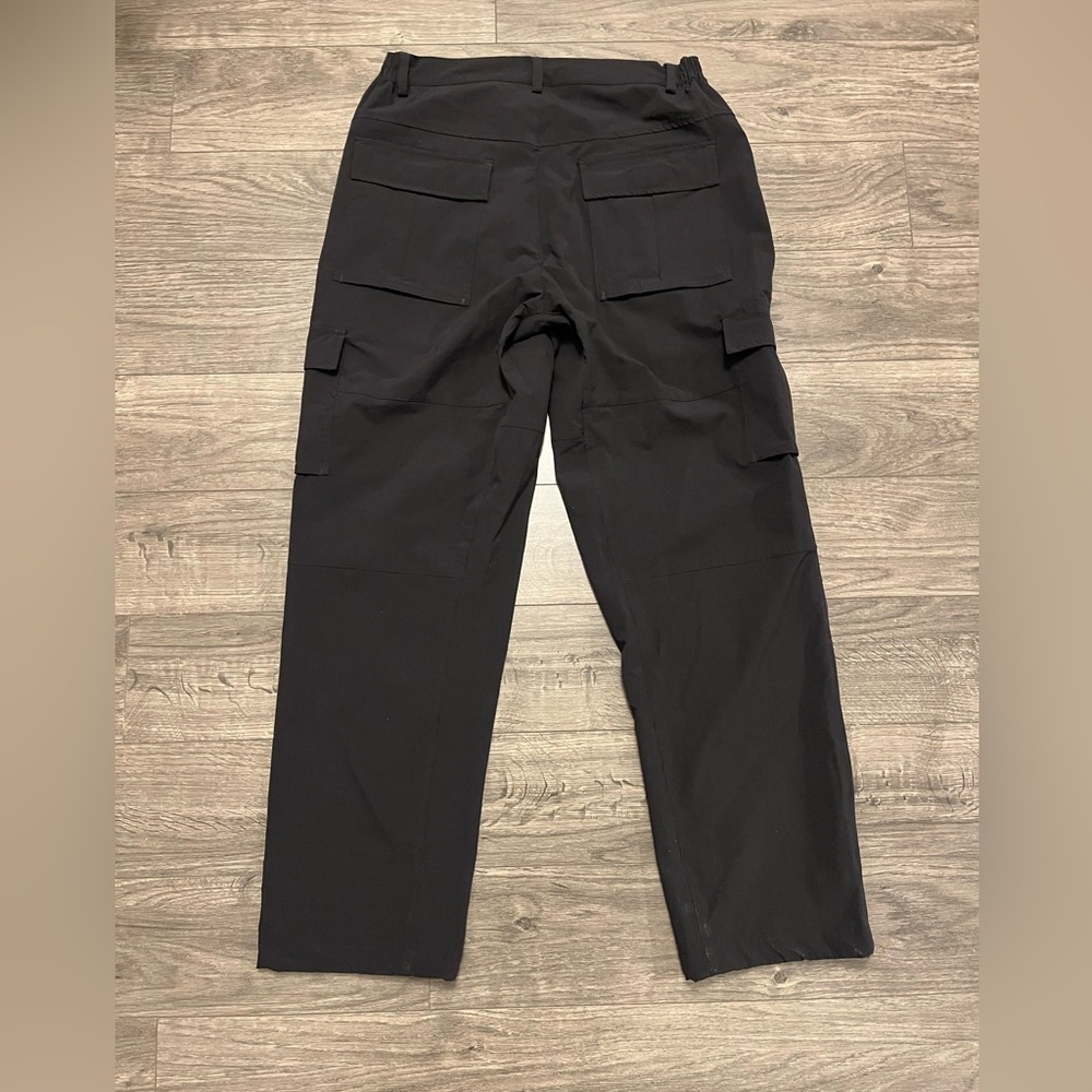Arc'teryx first generation stretch light cargo pants image 5